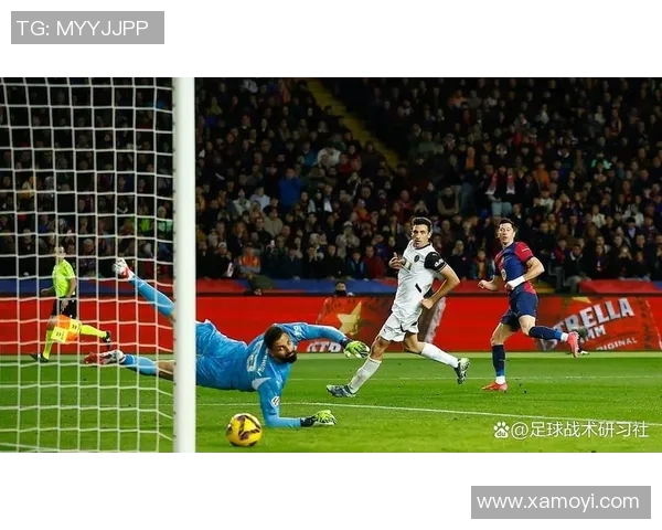 真特与瓦伦西亚的精彩对决揭示了足球战术与团队合作的完美结合 真特与瓦伦西亚的精彩对决揭示了足球战术与团队合作的完美结合